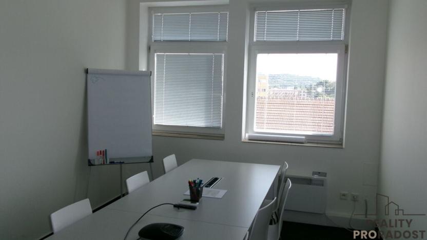 Pronájem kanceláře, Brno, Cejl, 409 m2