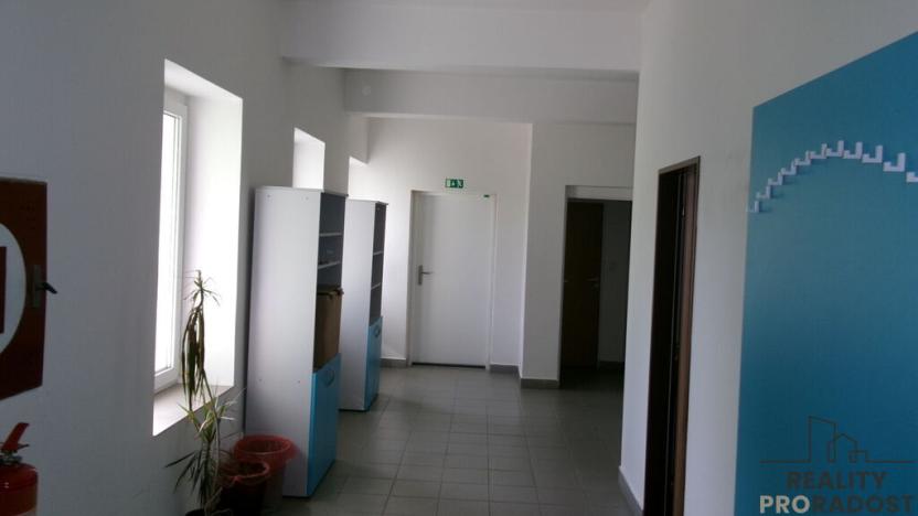 Pronájem kanceláře, Brno, Cejl, 409 m2