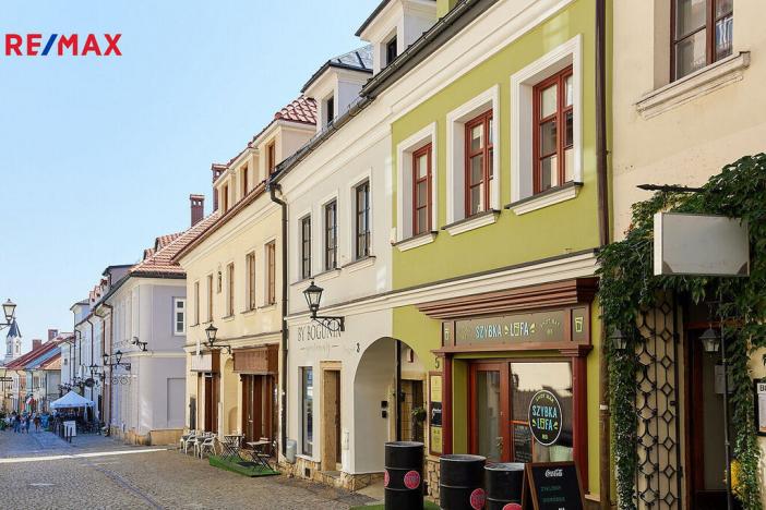 Prodej činžovního domu, Bielsko-Biała, Powiat Bielsko-Biała, Polsko, 395 m2