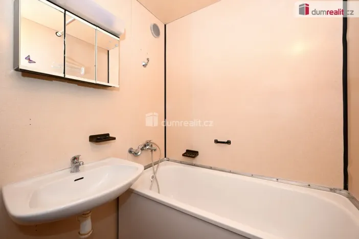 Prodej bytu 4+1, Kralupy nad Vltavou, sídl. U Cukrovaru, 83 m2