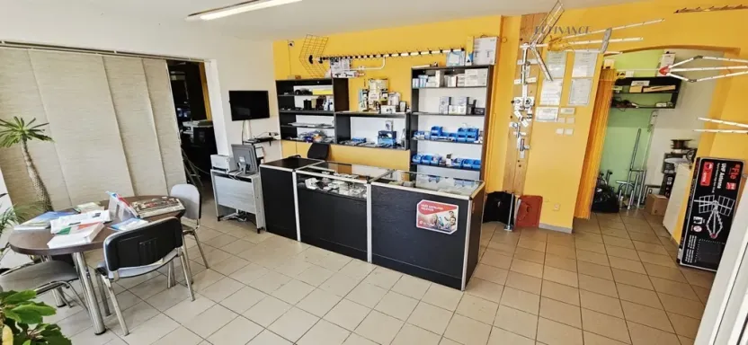 Prodej obchodního prostoru, Kralupy nad Vltavou, Přemyslova, 133 m2