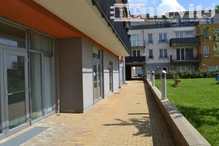 Prodej kanceláře, Jesenice, Nákupní, 59 m2