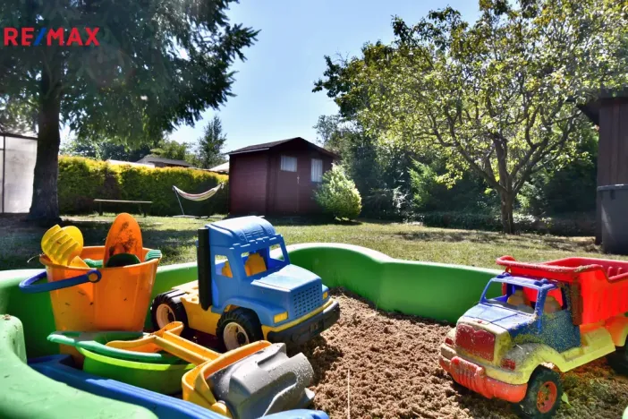 Prodej chaty, Hradec Králové, Rozkvět míru II, 6 m2