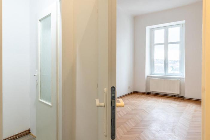 Prodej bytu 2+1, Liberec - Liberec III-Jeřáb, 1. máje, 77 m2