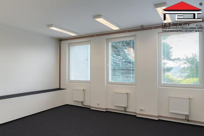 Pronájem kanceláře, Brno, Kroftova, 81 m2