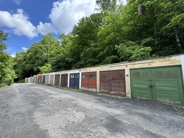 Prodej garáže, Karlovy Vary, Sládkova, 18 m2