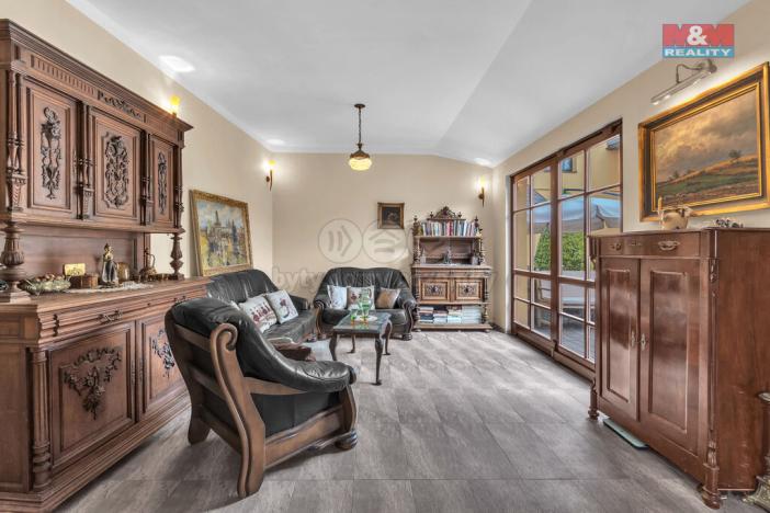 Prodej rodinného domu, Lomnice nad Popelkou, Josefa Jana Fučíka, 322 m2