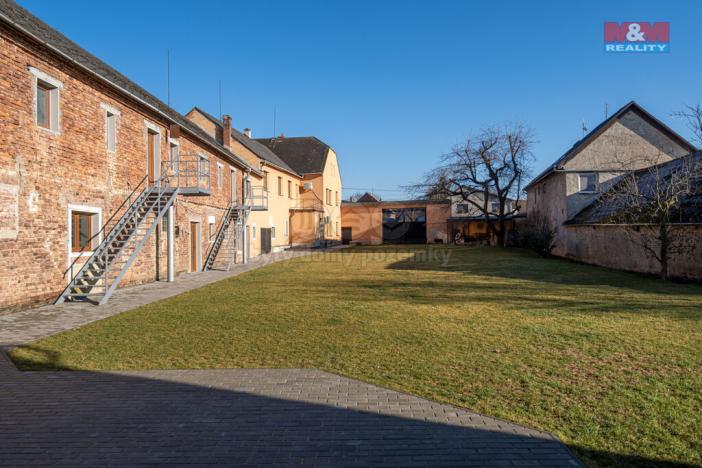 Prodej rodinného domu, Uničov - Benkov, 600 m2