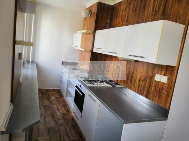 Pronájem bytu 2+1, Chomutov, Bezručova, 53 m2