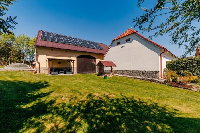 Prodej rodinného domu, Tušovice, 200 m2