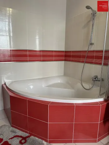 Prodej bytu 2+1, Mariánské Lázně, Anglická, 91 m2