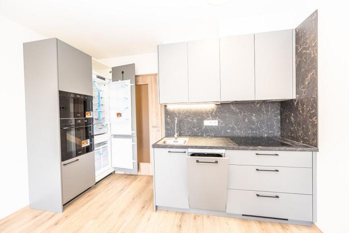 Pronájem bytu 1+kk, Praha - Háje, Výstavní, 33 m2
