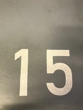 Pronájem garážového stání, Praha - Holešovice, Tusarova, 18 m2