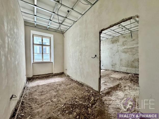 Prodej rodinného domu, Hostinné, E. Votočka, 300 m2