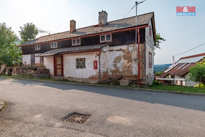 Prodej rodinného domu, Svatá Maří - Štítkov, 200 m2