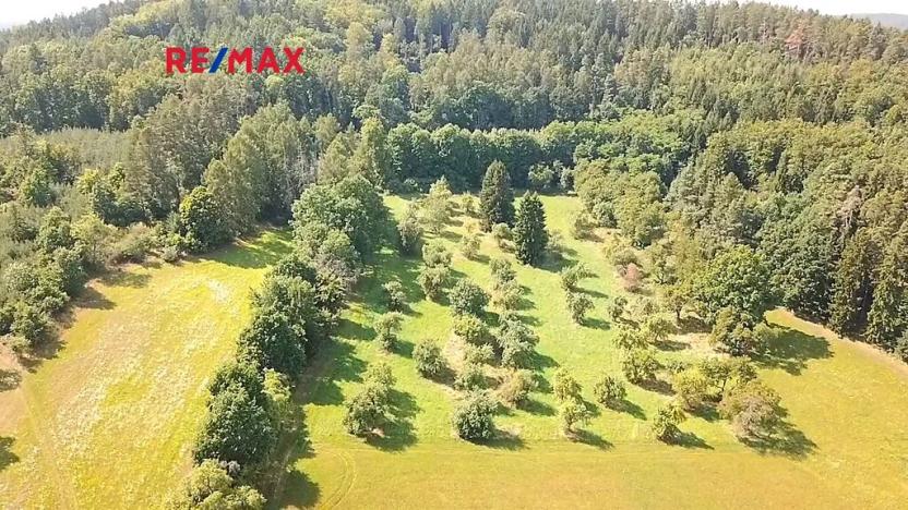 Prodej sadu/vinice, Miloňovice, 18431 m2