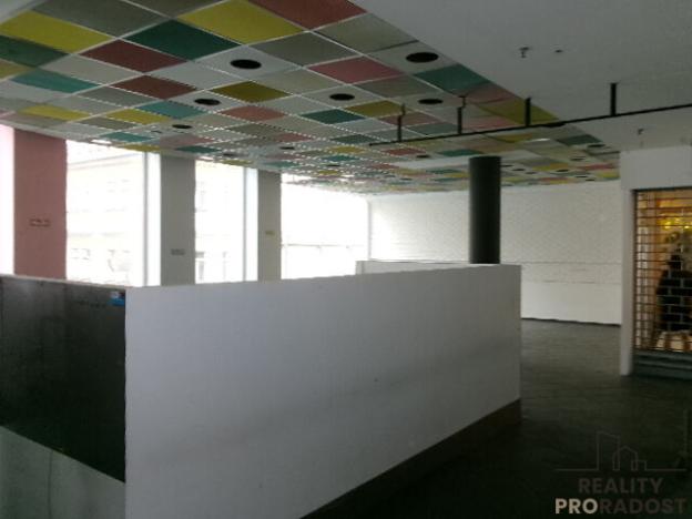 Pronájem obchodního prostoru, Brno - Brno-město, 144 m2
