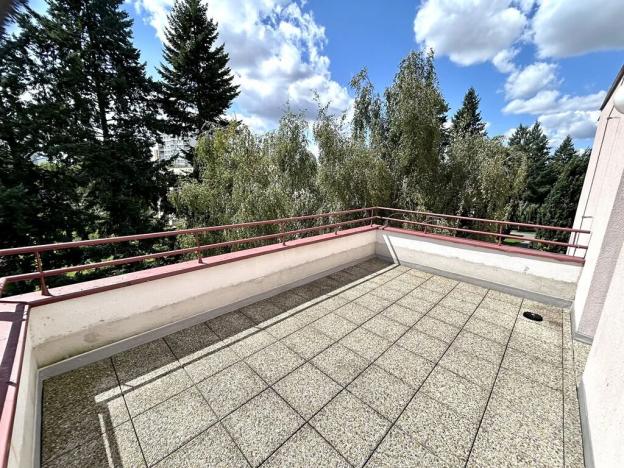 Pronájem bytu 3+kk, Hradec Králové, Labská kotlina, 74 m2