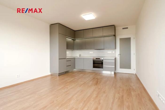 Pronájem bytu 2+kk, Praha - Kamýk, Zimova, 55 m2