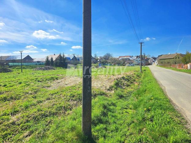 Prodej pozemku pro bydlení, Lhotka, 2195 m2