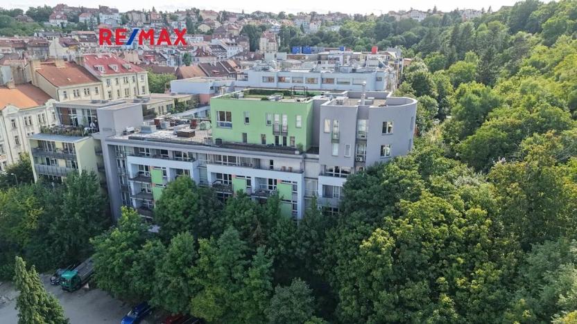 Prodej bytu 4+kk, Praha - Smíchov, Astlova, 187 m2