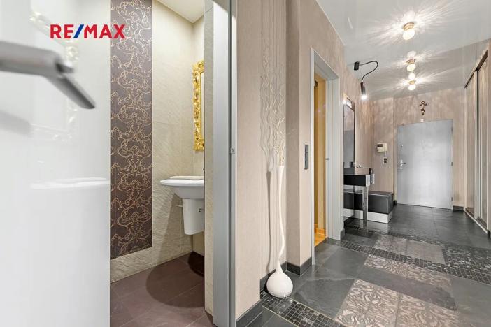 Prodej bytu 4+kk, Praha - Smíchov, Astlova, 187 m2