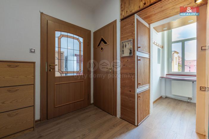 Pronájem bytu 3+1, Cheb, Dukelská, 86 m2