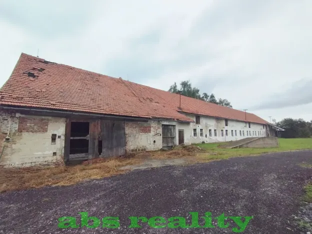 Prodej zemědělského objektu, Dolní Chvatliny, 1691 m2