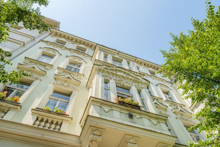 Prodej bytu 6+kk a větší, Praha - Dejvice, Bubenečská, 256 m2