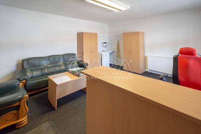 Pronájem skladu, Mělník, Kokořínská, 249 m2