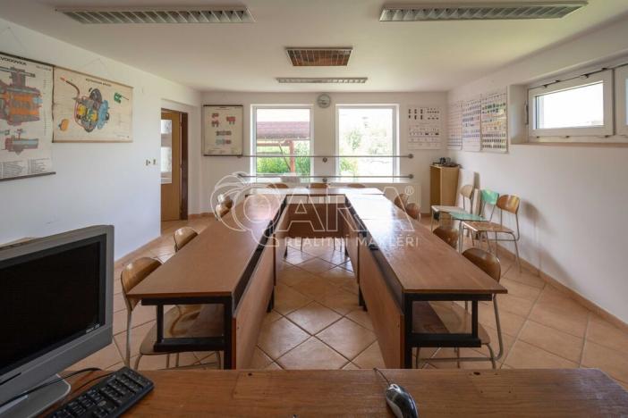 Pronájem skladu, Mělník, Kokořínská, 249 m2