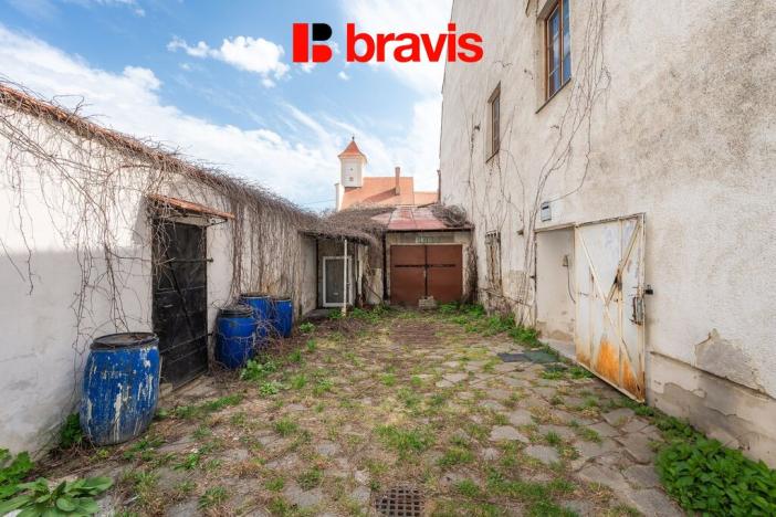 Prodej činžovního domu, Rousínov, Sušilovo náměstí, 420 m2