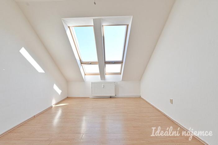 Pronájem bytu 2+1, Říčany, Za Horou, 59 m2