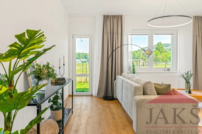 Prodej bytu 2+kk, Dlouhá Ves, 51 m2