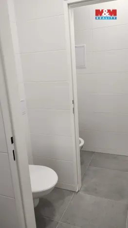 Pronájem obchodního prostoru, Jablunkov, Nádražní, 300 m2