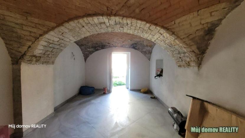 Prodej vícegeneračního domu, Vrutice - Svařenice, 1143 m2