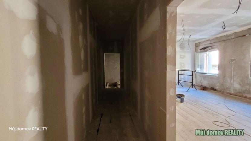 Prodej vícegeneračního domu, Vrutice - Svařenice, 1143 m2