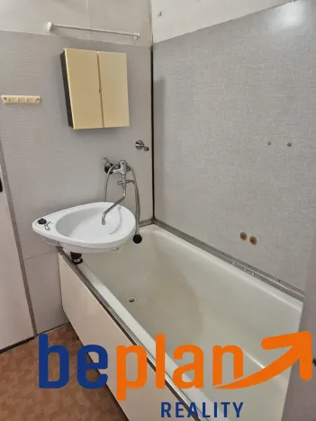 Prodej bytu 2+1, Chlumec, Krokova, 61 m2