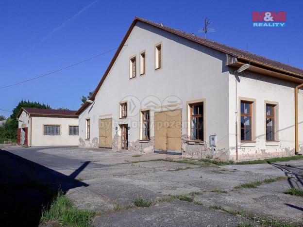 Pronájem skladu, Terezín, Pražská, 9209 m2