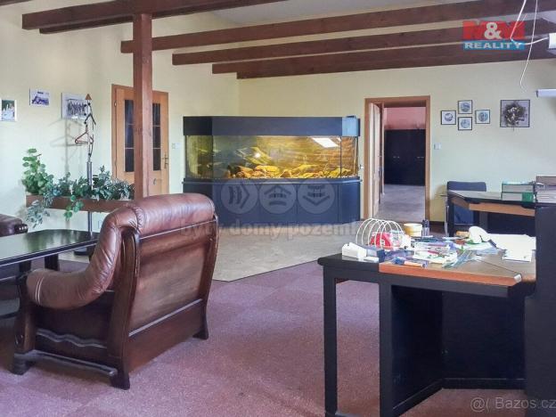 Pronájem skladu, Terezín, Pražská, 9209 m2