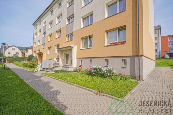 Prodej bytu 3+1, Jeseník, Boženy Němcové, 65 m2