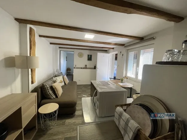 Prodej rodinného domu, Hlohovec, Hlavní, 267 m2