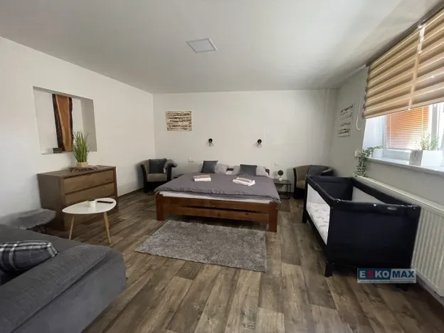 Prodej rodinného domu, Hlohovec, Hlavní, 267 m2