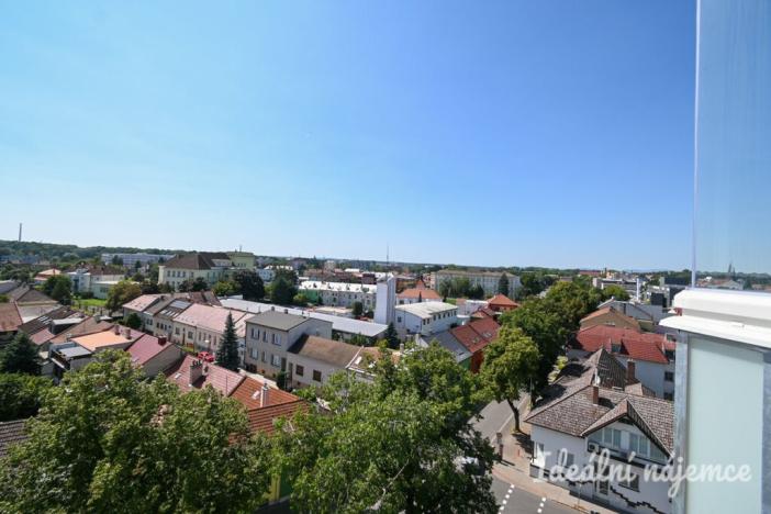 Pronájem bytu 2+1, Břeclav, J. Palacha, 48 m2