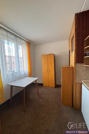 Prodej bytu 3+1, Vrchlabí, Na nivě, 76 m2