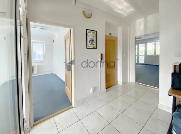 Pronájem kanceláře, Praha, Hněvkovská, 48 m2