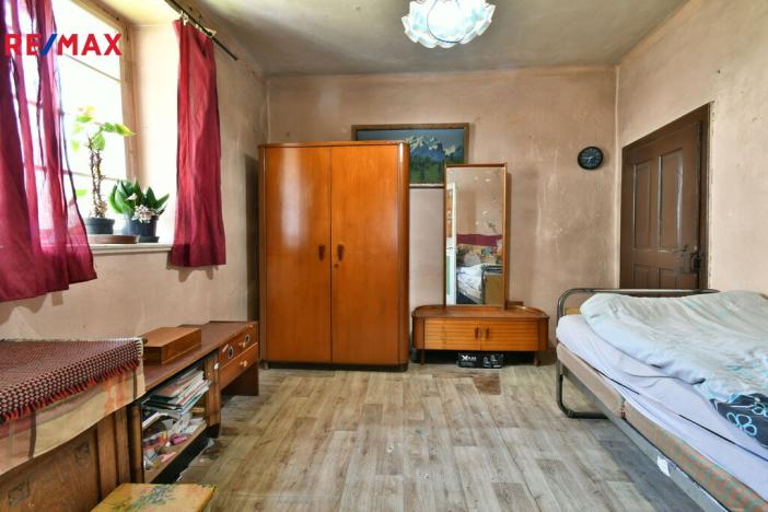 Prodej rodinného domu, Lázně Bělohrad, Malé náměstí, 82 m2