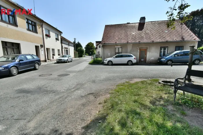 Prodej rodinného domu, Lázně Bělohrad, Malé náměstí, 82 m2