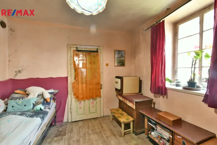 Prodej rodinného domu, Lázně Bělohrad, Malé náměstí, 82 m2