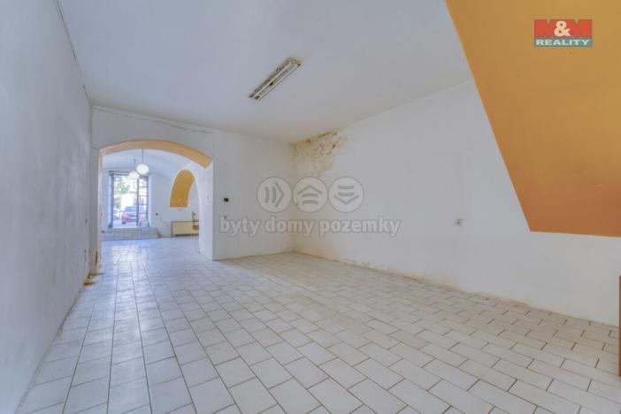 Pronájem obchodního prostoru, Kralovice, nám. Osvobození, 80 m2